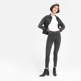 Everlane + High-Rise Skinny Jean by Everlane in Washed Black