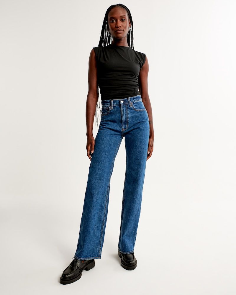 These Dark-Wash Jeans Will Go With Literally Everything | Who What Wear