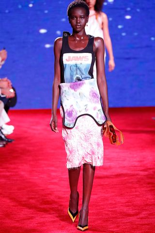 spring-summer-2019-fashion-trends-272243-1542279949979-image