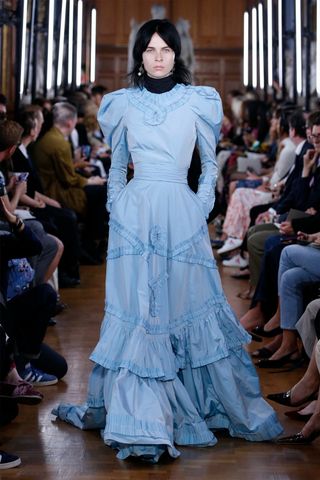 spring-summer-2019-fashion-trends-272243-1542281789544-image