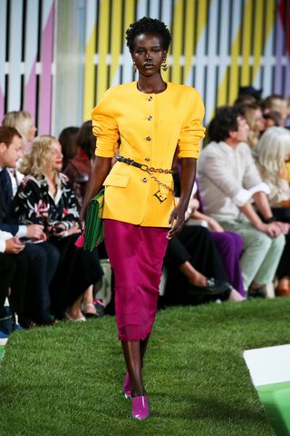 spring-summer-2019-fashion-trends-272243-1542369481821-image