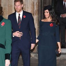 meghan-markle-remembrance-sunday-outfit-2018-272335-1541971519381-square
