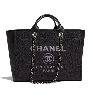 Chanel + Shopping Bag