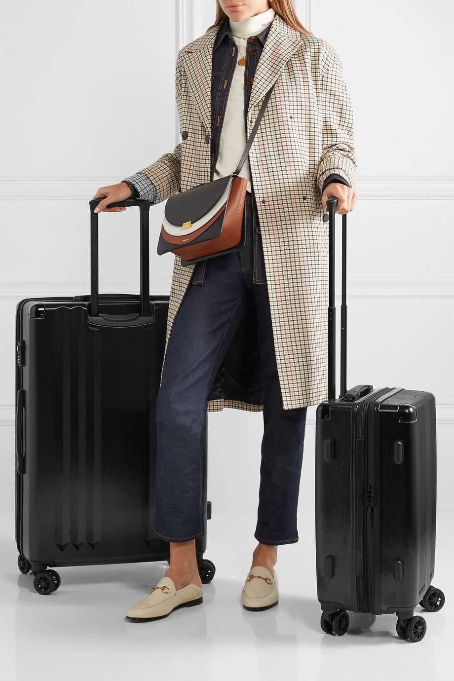 Our Editor's Holiday Travel Packing List | Who What Wear