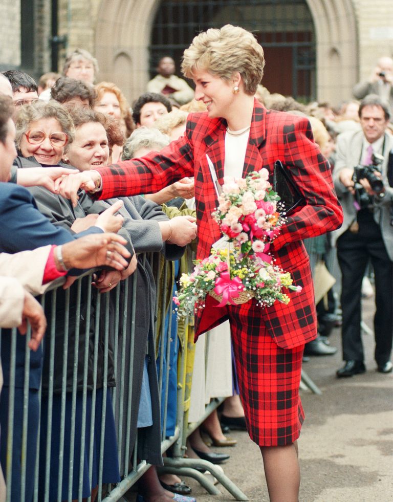 Zara's Tartan Collection Is Very Princess Diana | Who What Wear