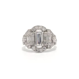 Vintage + Lille Art Deco Engagement Ring