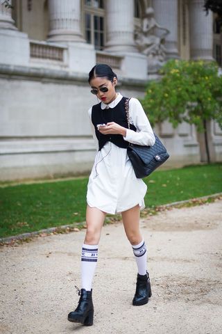 socks-with-boots-outfits-272763-1542314901352-main