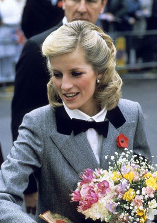 princess-diana-party-outfits-272858-1607108280590-image