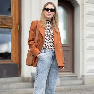 15 Mom-Jean Outfits You Can Wear at the Office (WhoWhatWear.com