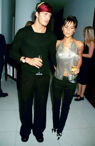 victoria-beckham-90s-outfits-273014-1542650023250-image