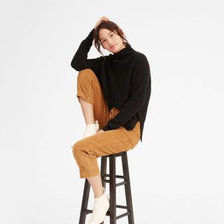 Everlane + Cashmere Waffle Square Turtleneck Sweater