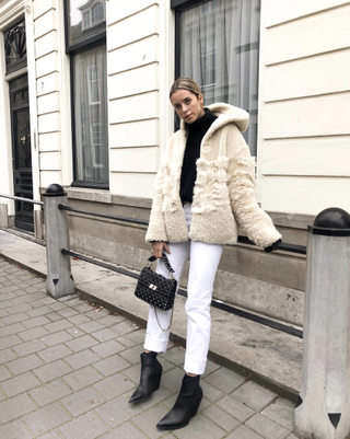 white-jeans-in-winter-273716-1543440160556-image