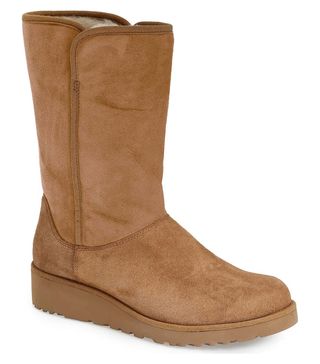 Ugg + Amie Classic Short Boots