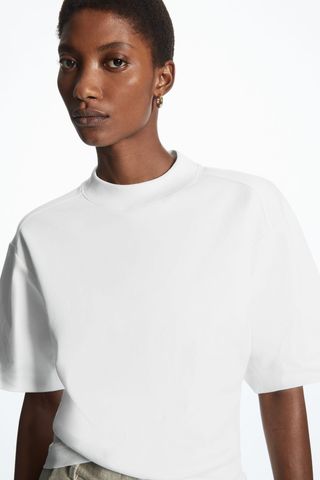 Best Oversized White T-Shirt  COS Shirt Review & Styling 