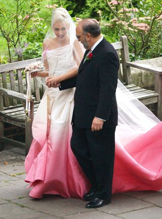 pink-celebrity-wedding-dresses-274376-1544042338963-image