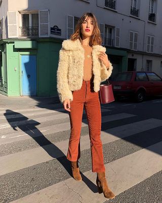 french-girl-winter-outfits-274581-1544199140112-image