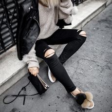 skinny-jeans-and-sneakers-outfits-274585-1544201310373-square