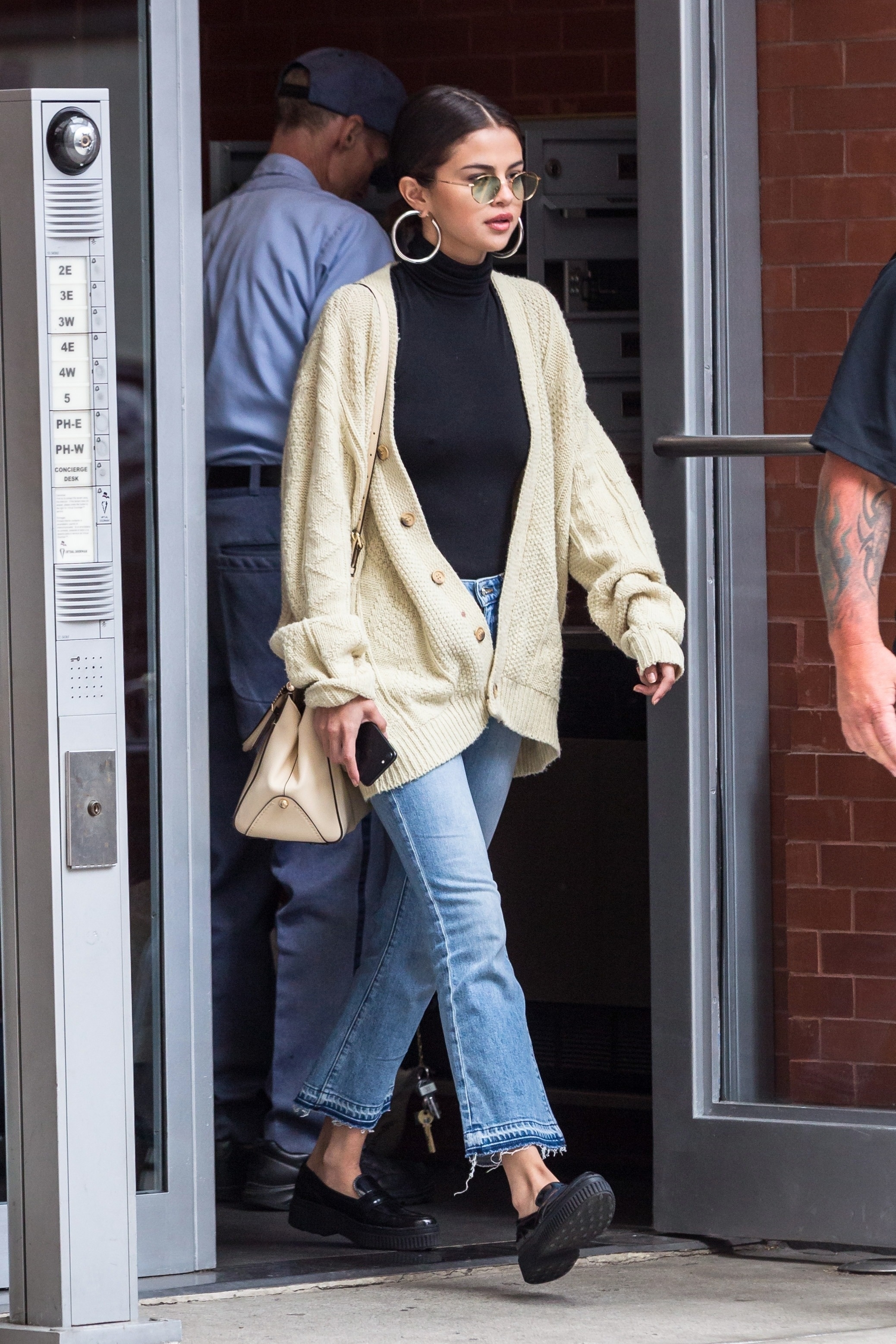 Selena Gomez Street Fashion 2024 Selena Gomez Street Fashion 2024