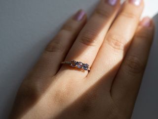 sapphire-engagement-rings-274647-1544373698683-main