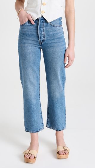 Levi's + Ribcage Straight Ankle Jeans