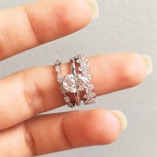 halo-engagement-ring-trend-275353-1545158980302-square