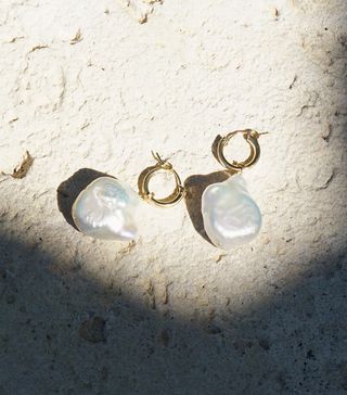 NST Studio + Baroque Pearl Hoops