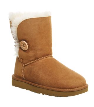 Ugg + Bailey Button II Boots Chestnut Suede