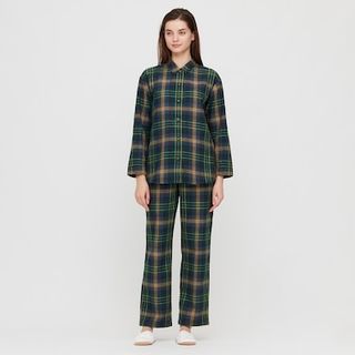 Uniqlo + Flannel Long-Sleeve Pajamas
