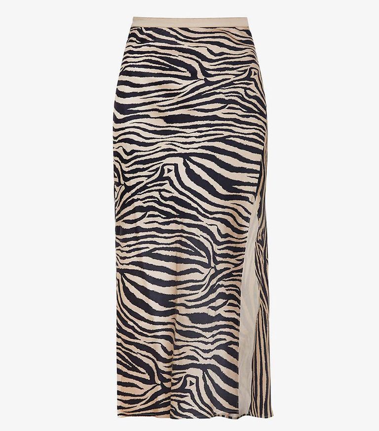 7 Outfits Featuring Stylish Zebra Skirts | Who What Wear