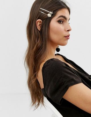 ASOS + 4 Hair Clips With Shell and Starfish Design