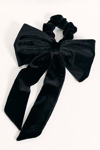 Free People + Velvet Bow Droopy Scrunchie