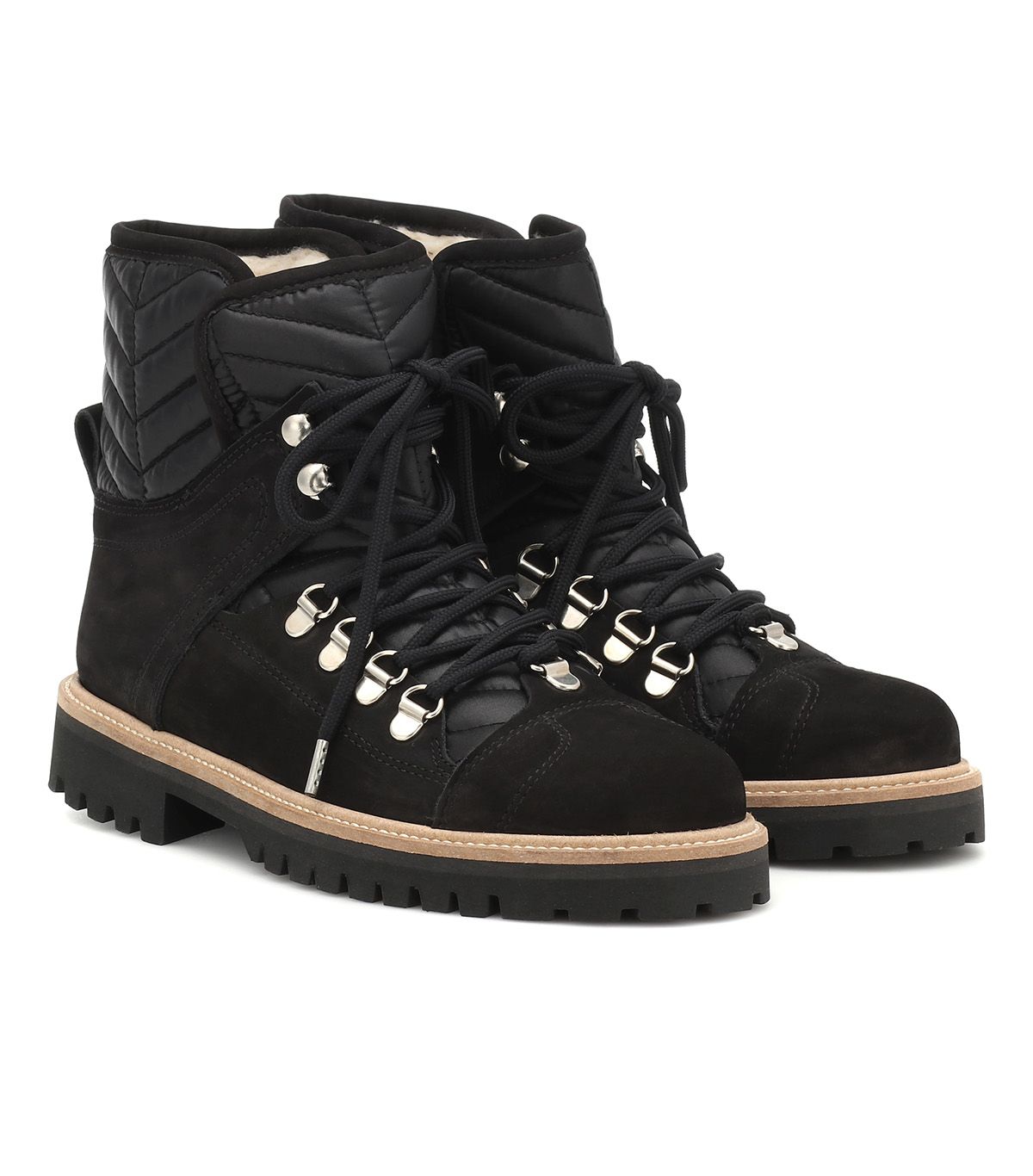 Kate Middleton Wore Hiking Boots With Jeggings Who What Wear