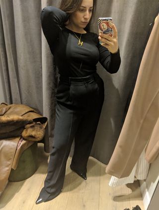 best-trousers-for-curvy-figure-276129-1547722165023-image