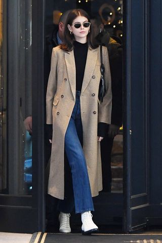 reformation-coat-kaia-gerber-276289-1547848464454-image