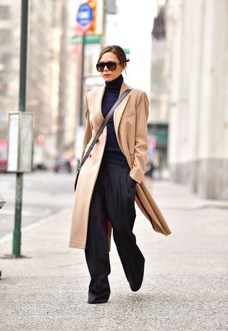 victoria-beckham-outfits-276299-1547936367812-image