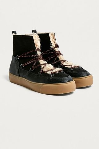 Urban Outfitters + UO Buddy Shearling Boot
