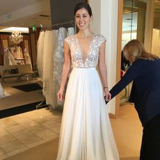 best-wedding-dress-shopping-tips-276440-1548357680770-square