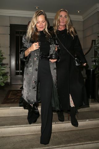 Kate Moss Is Always Wearing Black Outfits—See Them All Here | Who What Wear