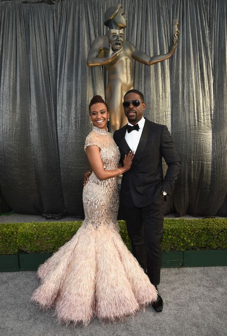 sag-awards-red-carpet-couples-2019-276548-1548634326403-main