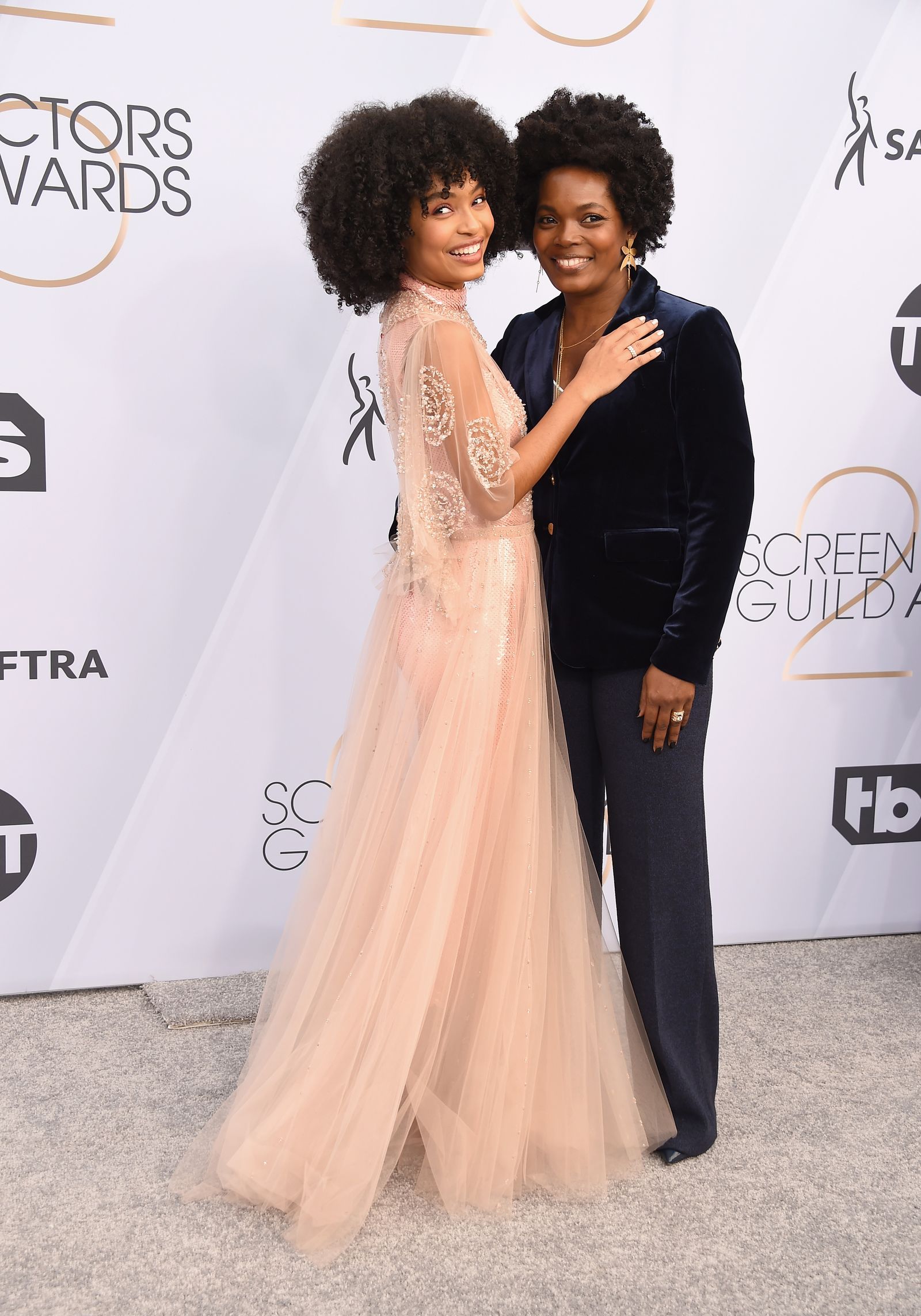 The Cutest Celebrity Couples at the 2019 Sag Awards Who What Wear