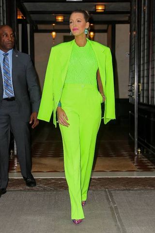 neon-clothing-trend-276549-1548453305169-image
