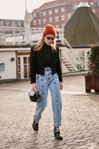 copenhagen-fashion-week-street-style-fall-2019-276554-1549049854699-image