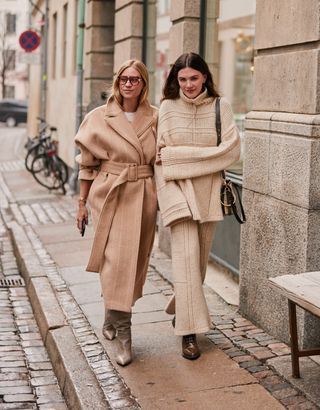 copenhagen-fashion-week-street-style-fall-2019-276554-1549050140751-image