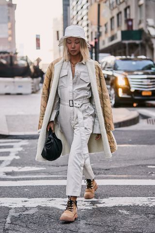 new-york-fashion-week-street-style-fall-2019-277177-1549863717474-image