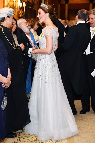 kate-middleton-evening-gowns-277433-1550143164449-image