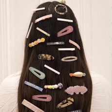 hair-accessories-inspiration-277434-1550589534867-square