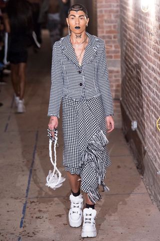 nyfw-trends-fall-winter-2019-277504-1550249035825-image