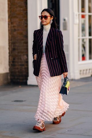 london-fashion-week-street-style-february-2019-277520-1550320994499-image