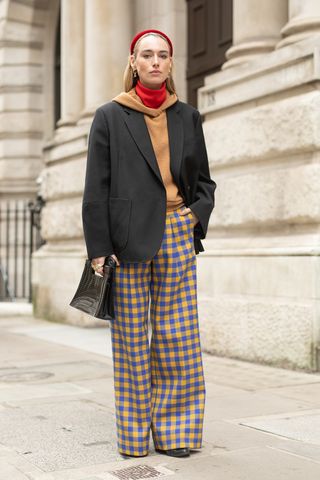 london-fashion-week-street-style-february-2019-277520-1550399125559-image