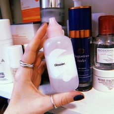 glossier-milky-oil-review-277654-1550745077145-square
